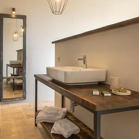 Casale Oleo Farm stay *