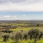 בית חווה Casale Oleo מונטיאנו