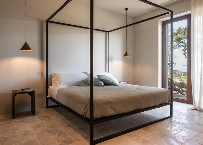 Casale Oleo Farm stay *